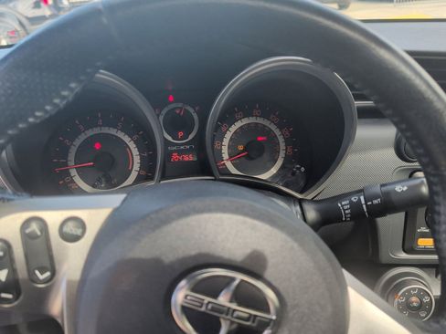 Used 2013 Scion tC FWD image 12