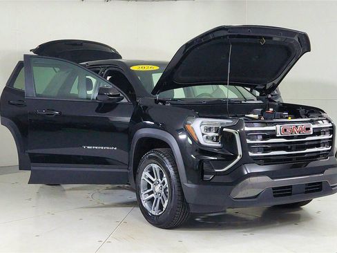 Used 2026 GMC Terrain Elevation image 9