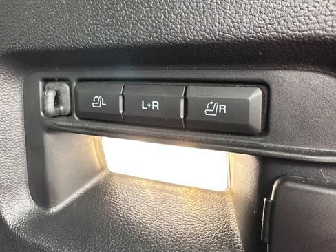 Used 2022 Ford Explorer ST w/ Equipment Group 401A AWD/4WD image 31