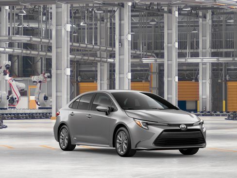 New 2026 Toyota Corolla LE AWD/4WD image 17