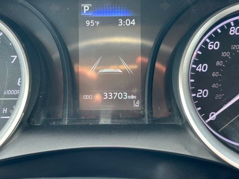 Used 2024 Toyota Camry LE FWD image 30
