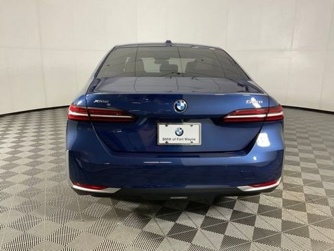 Certified 2024 BMW 530i xDrive w/ Premium Package image 5