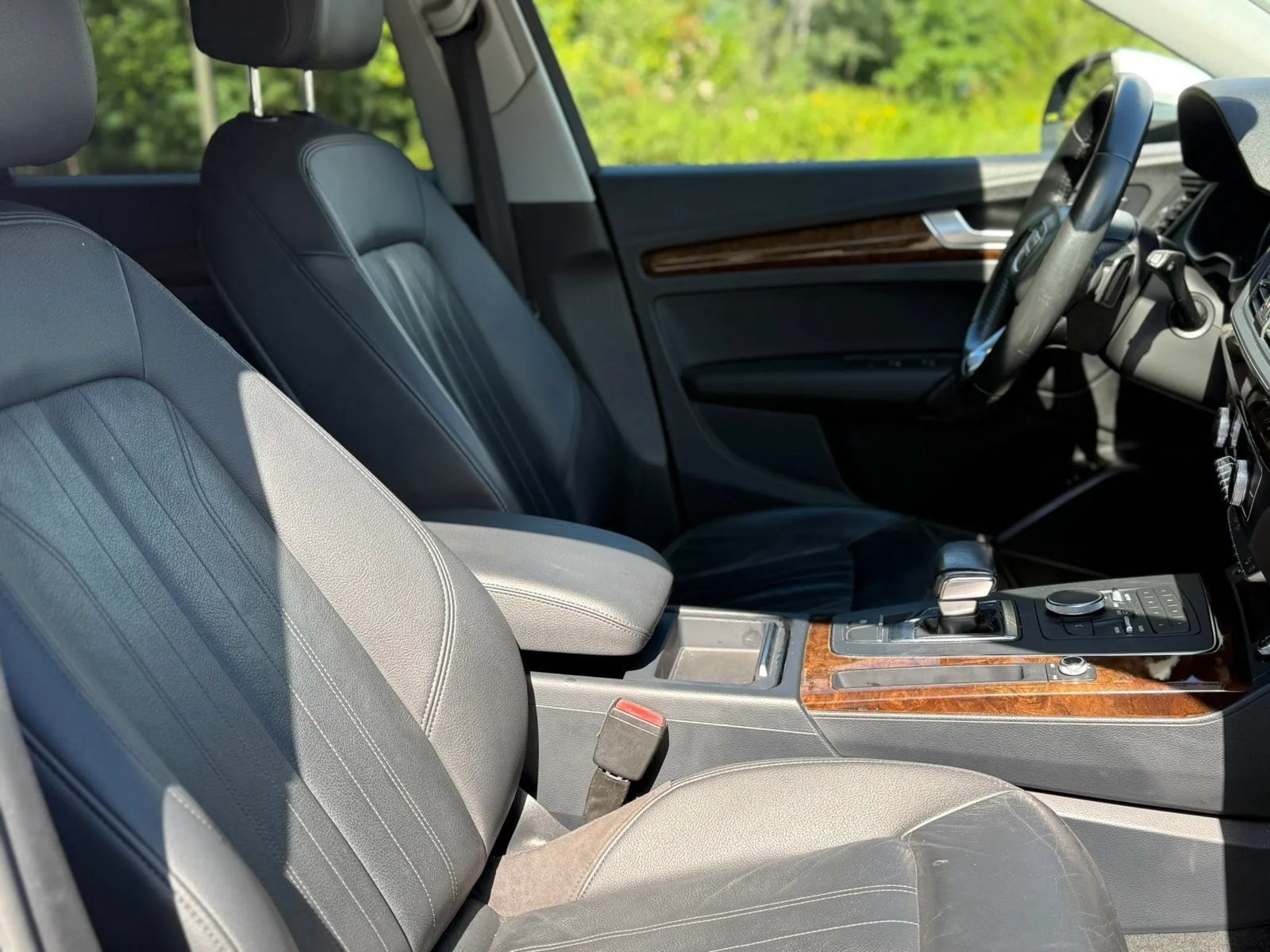 Used 2018 Audi Q5 2.0T Premium w/ Convenience Package AWD/4WD image 17