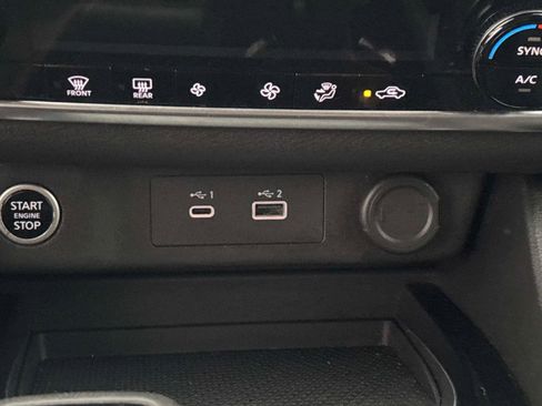 Certified 2023 Nissan Rogue SV image 17