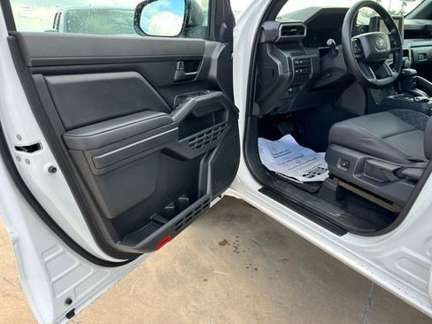 New 2026 Toyota Tacoma SR AWD/4WD image 14