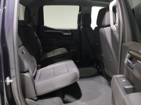 Used 2023 Chevrolet Silverado 1500 LT image 21