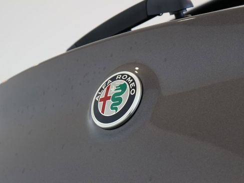 New 2025 Alfa Romeo Stelvio Sprint w/ Veloce Package image 25