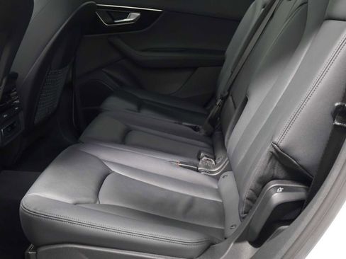 Used 2023 Audi Q7 3.0T Premium Plus w/ Premium Plus Package AWD/4WD image 34