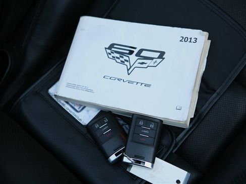 Used 2013 Chevrolet Corvette 427 w/ 1SB Preferred Equipment Group RWD image 25