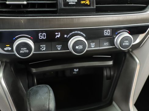 Used 2019 Honda Accord LX image 14