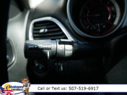 Used 2019 Dodge Journey SE image 19