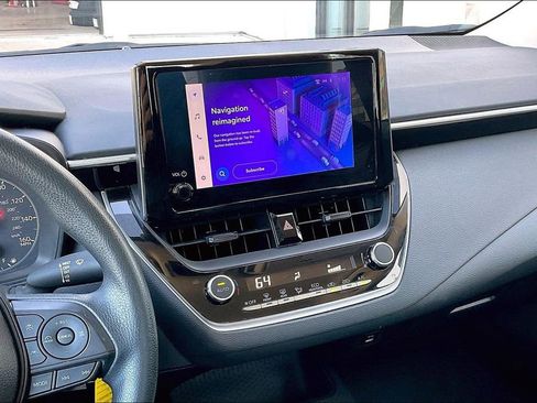 Used 2024 Toyota Corolla LE image 6