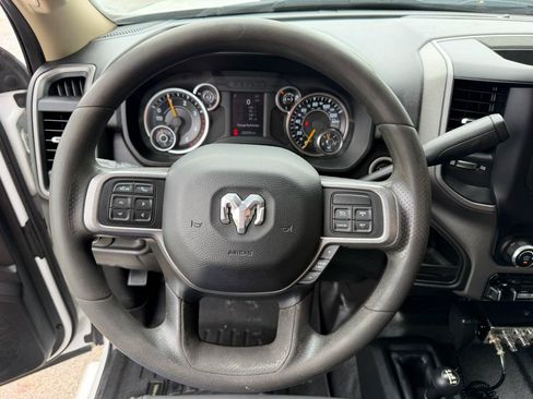 Used 2019 RAM 3500 Tradesman w/ Chrome Appearance Group AWD/4WD image 22