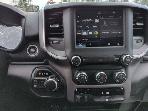 Used 2024 RAM 2500 Big Horn w/ Bed Utility Group image 12