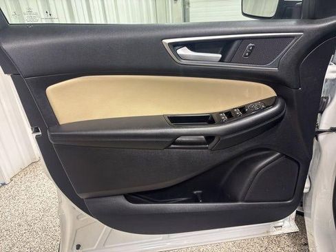 Used 2020 Ford Edge SEL w/ Convenience Package image 13