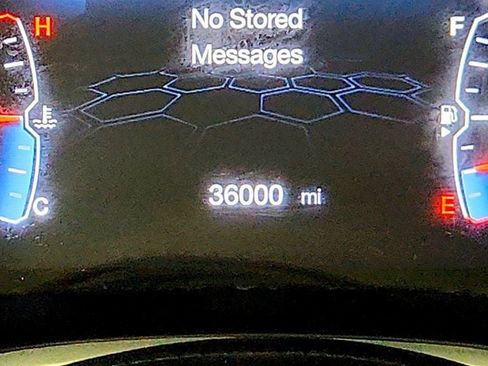 Used 2018 Jeep Compass Limited w/ Navigation Group AWD/4WD image 16