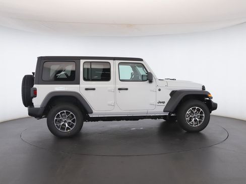 New 2026 Jeep Wrangler Unlimited Sport image 25