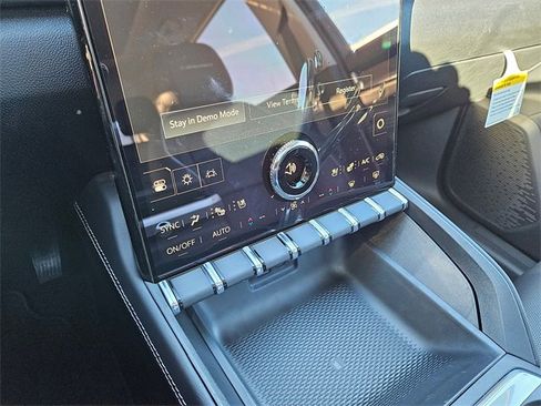 New 2026 GMC Terrain Denali w/ LPO, Black Badging Package image 24