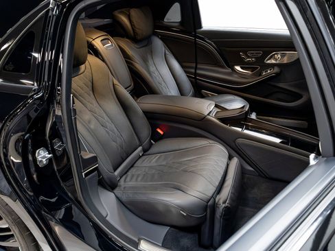 Used 2020 Mercedes-Benz Maybach S 650 image 29