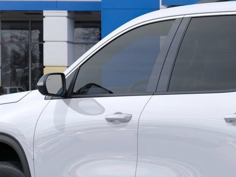 New 2026 Chevrolet Traverse LT w/ Driver Confidence Package AWD/4WD image 12
