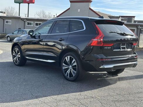 Used 2023 Volvo XC60 B5 Plus w/ Protection Package Premier image 22