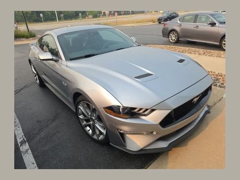 Used 2020 Ford Mustang GT Premium w/ Equipment Group 401A RWD image 1