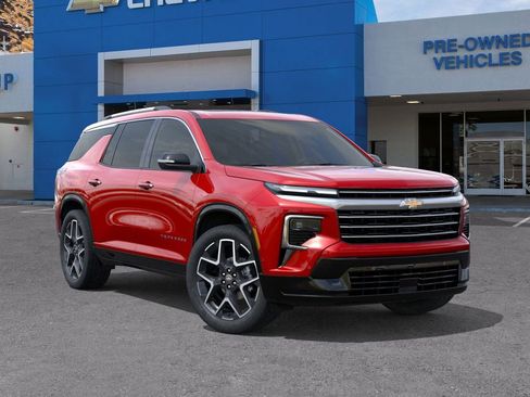 New 2026 Chevrolet Traverse High Country w/ LPO, Floor Liner Package AWD/4WD image 7