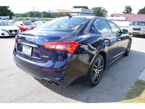 Used 2019 Maserati Ghibli S Q4 image 4