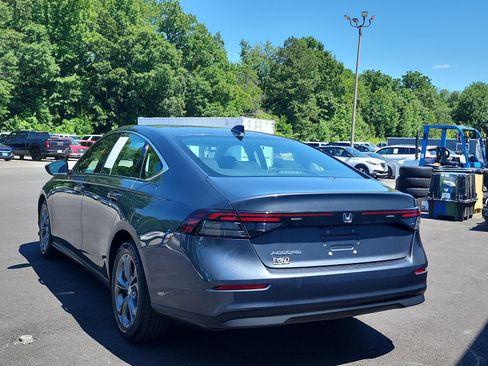 Used 2024 Honda Accord EX image 3