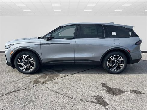 New 2025 Lincoln Nautilus Premier w/ Jet Appearance Package image 6