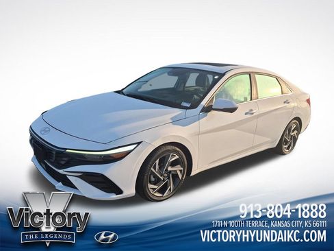 Used 2024 Hyundai Elantra Limited FWD image 1