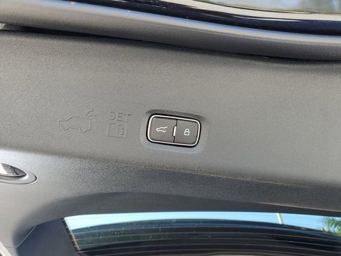 New 2025 Lincoln Navigator L Reserve w/ Jet Appearance Package AWD/4WD image 6