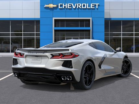 Used 2024 Chevrolet Corvette Stingray Premium Cpe w/ 3LT RWD image 4