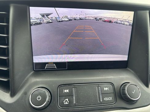 Used 2020 GMC Acadia SLT FWD image 23