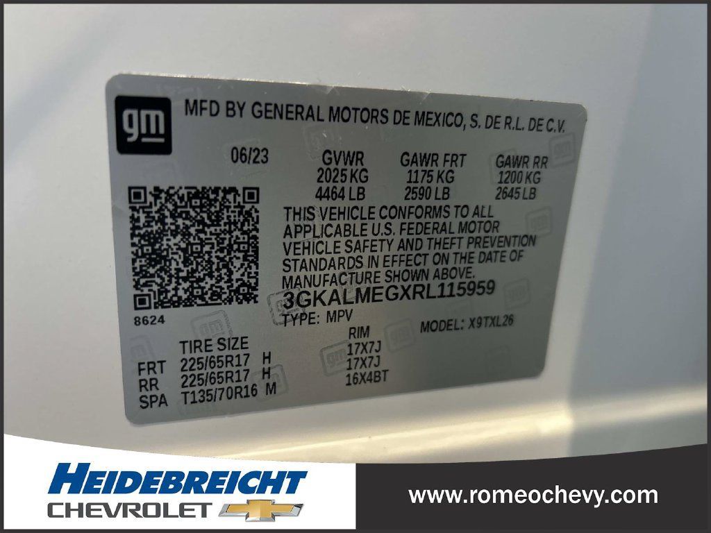 Used 2024 GMC Terrain SLE w/ Driver Convenience Package FWD image 8