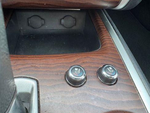 Used 2017 Nissan Pathfinder Platinum w/ Cargo Package image 22