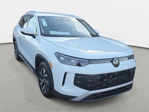 New 2026 Volkswagen Tiguan S image 3