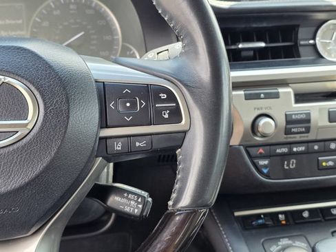 Used 2017 Lexus ES 350 FWD image 29