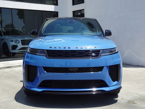 Used 2024 Land Rover Range Rover Sport SV Edition One Carbon Bronze image 2