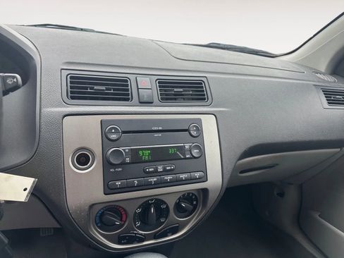 Used 2007 Ford Focus SE image 13