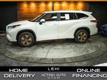 Used 2023 Toyota Highlander Bronze Edition