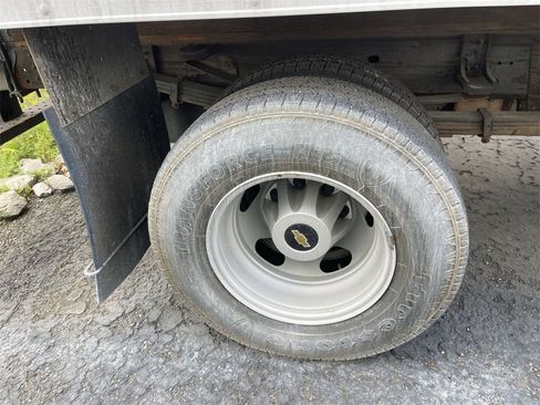 Used 2018 Chevrolet Silverado 3500 W/T w/ WT Convenience Package image 15