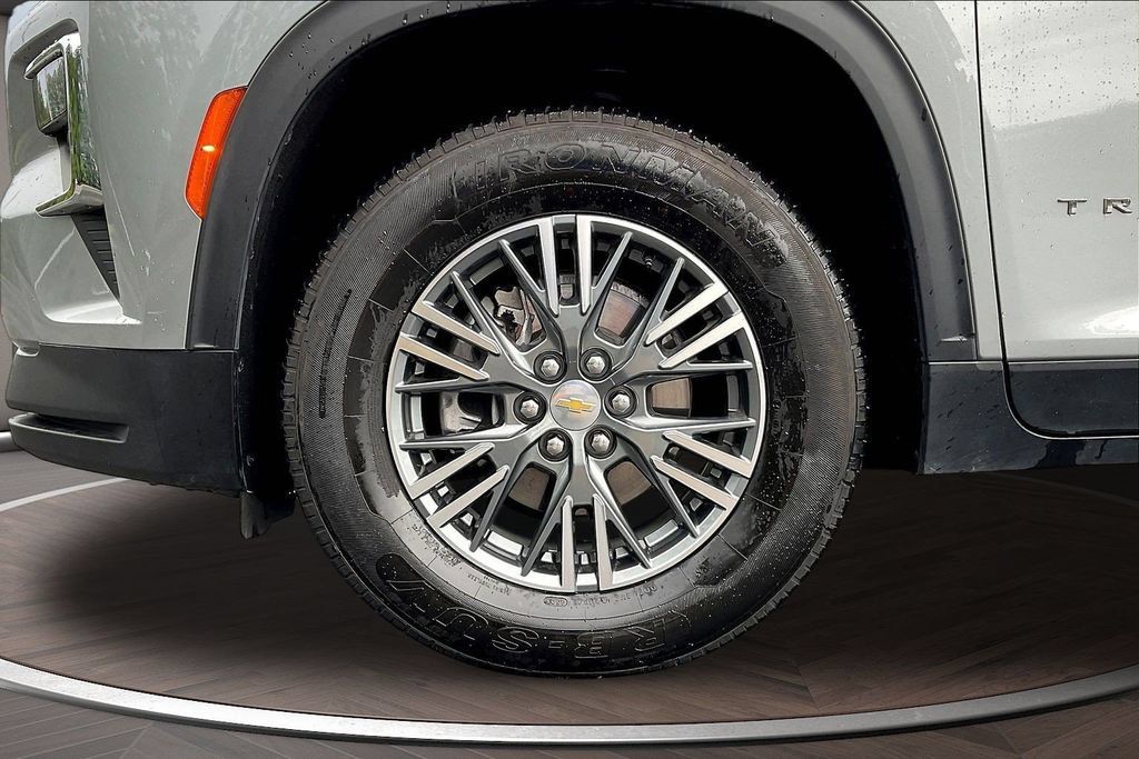 Used 2024 Chevrolet Traverse LT AWD/4WD image 39