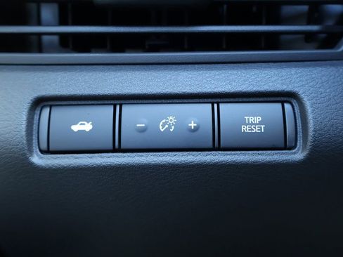 New 2025 Nissan Altima 2.5 SR image 16