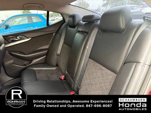 Used 2016 Nissan Maxima SR FWD image 6