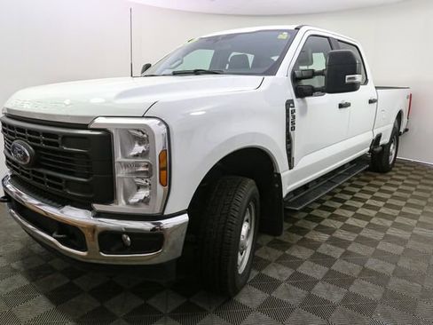 Used 2024 Ford F350 XL w/ FX4 Off-Road Package AWD/4WD image 5