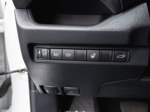 Used 2023 Toyota RAV4 XLE Premium FWD image 14