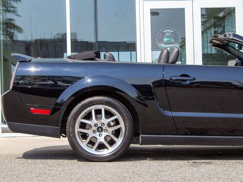 Used 2007 Ford Mustang Shelby GT500 RWD image 6