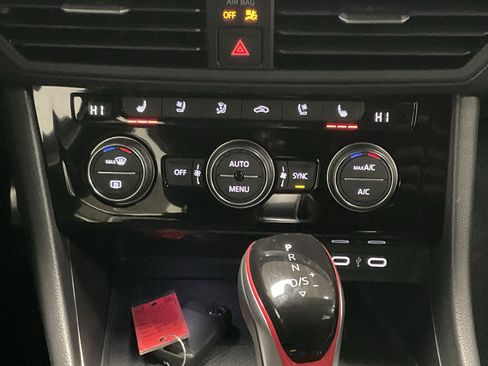 Used 2024 Volkswagen Jetta GLI Autobahn w/ GLI Black Package image 14