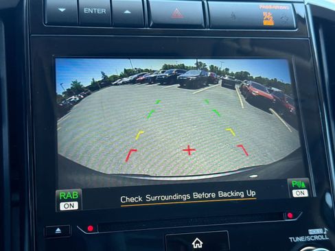Used 2019 Subaru Ascent Limited AWD/4WD image 29